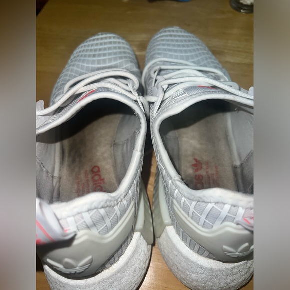 Adidas NMD_R1 Shoes - Picture 5 of 6
